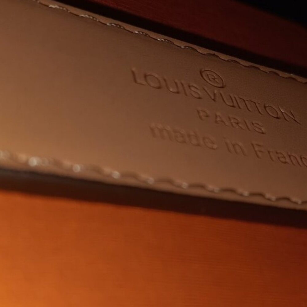 Louis Vuitton (GOLD) (BLACK) (SILVER) 33-35 Size Monogram Leather Belt & BOX - Picture 11 of 12